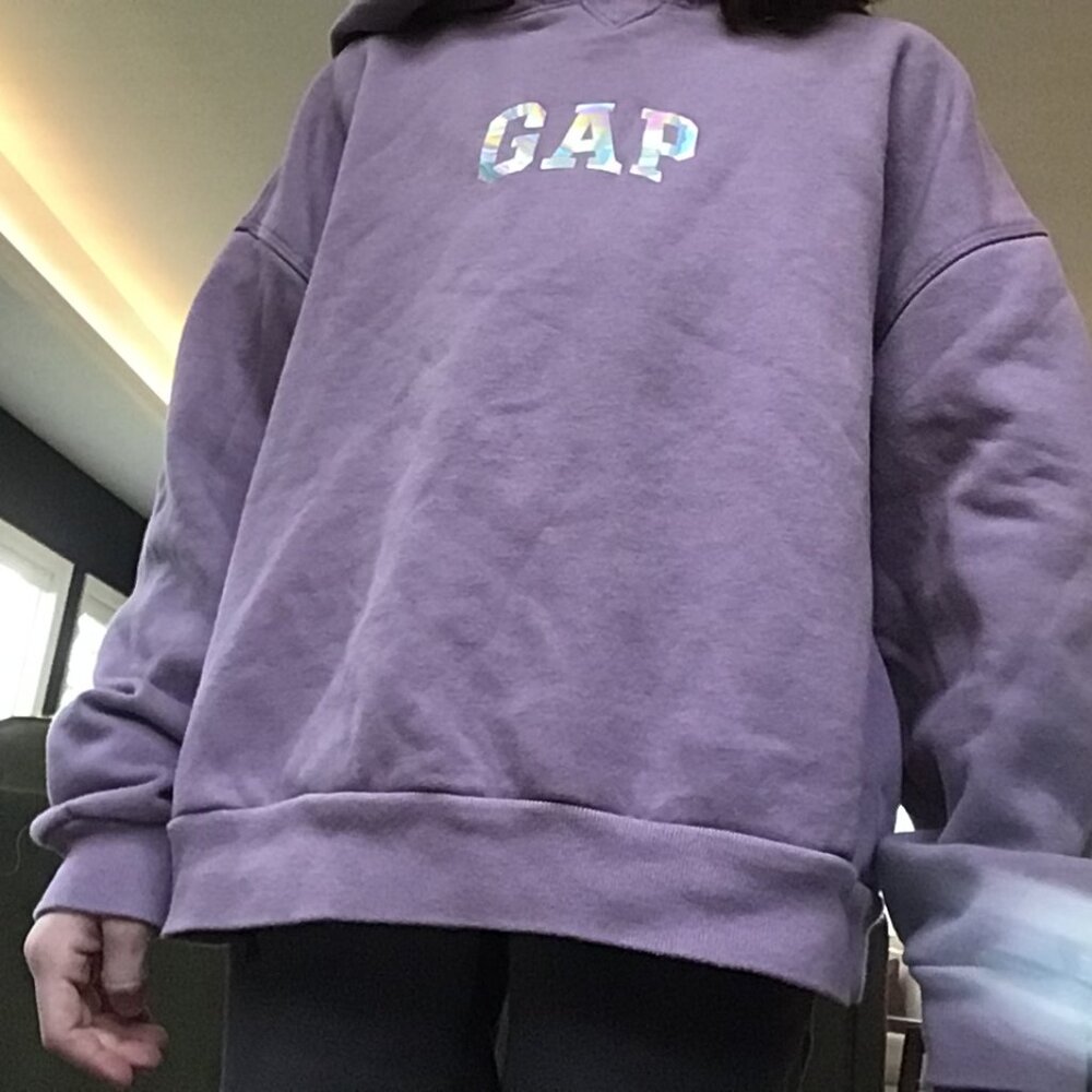 purple Gap hoodie for kids